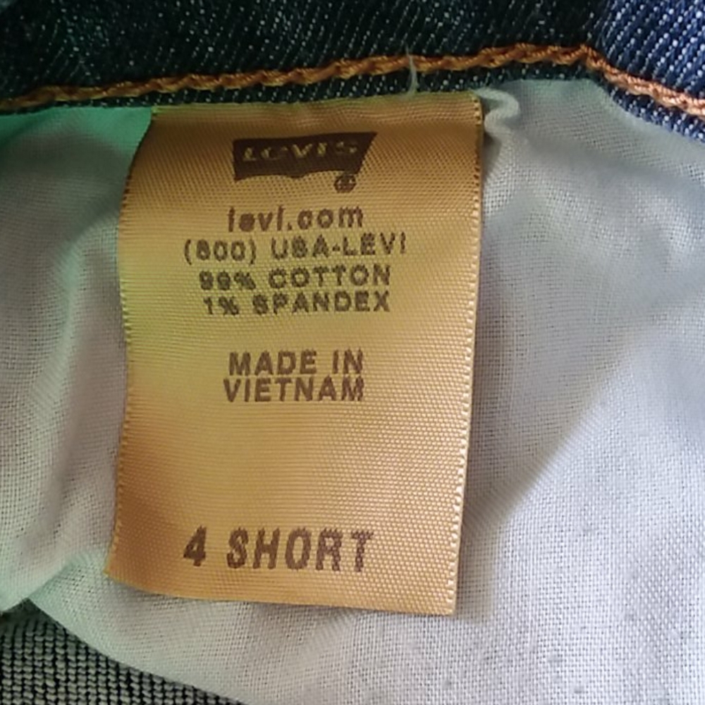 Levi's womens jeans - Picture 4 of 4